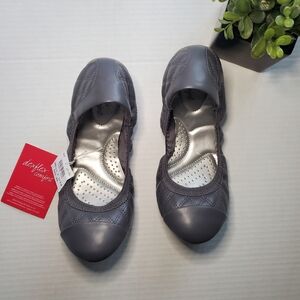 Dexflex Comfort Flats Size 7.5 Flats Shoes Women Gray Memory Foam Insoles